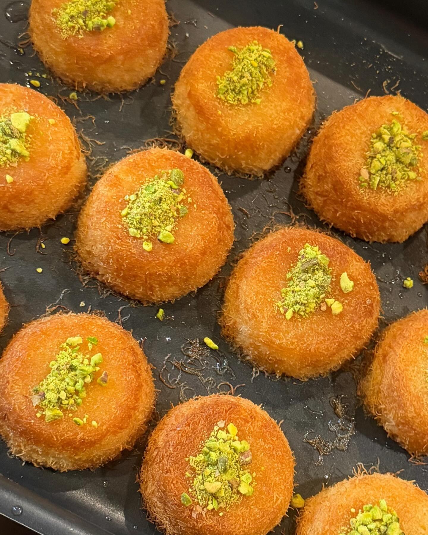 Fresh knafa balls dusted with pistachio